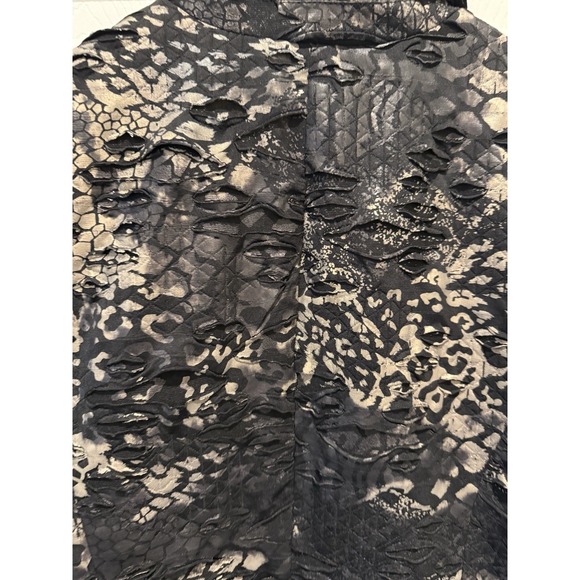 Chico's Animal Print Textured Collared Jacket Black Beige Women's Size 2 - Picture 6 of 6